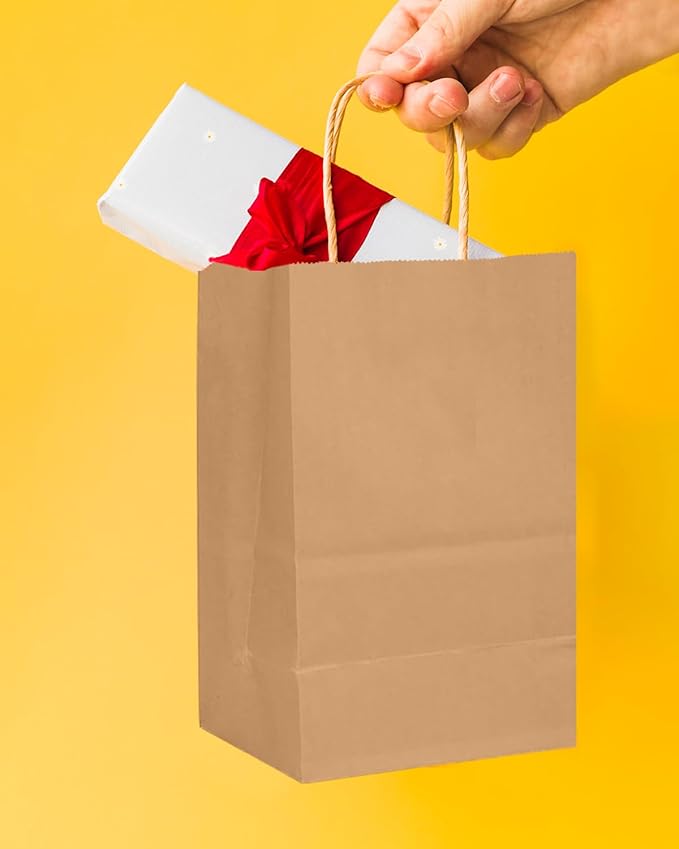 qiqee 25 Pcs Brown Mini Gift Bags with Handles 6"x4.5"x2.5" Small Paper Kraft Party Treat Bags