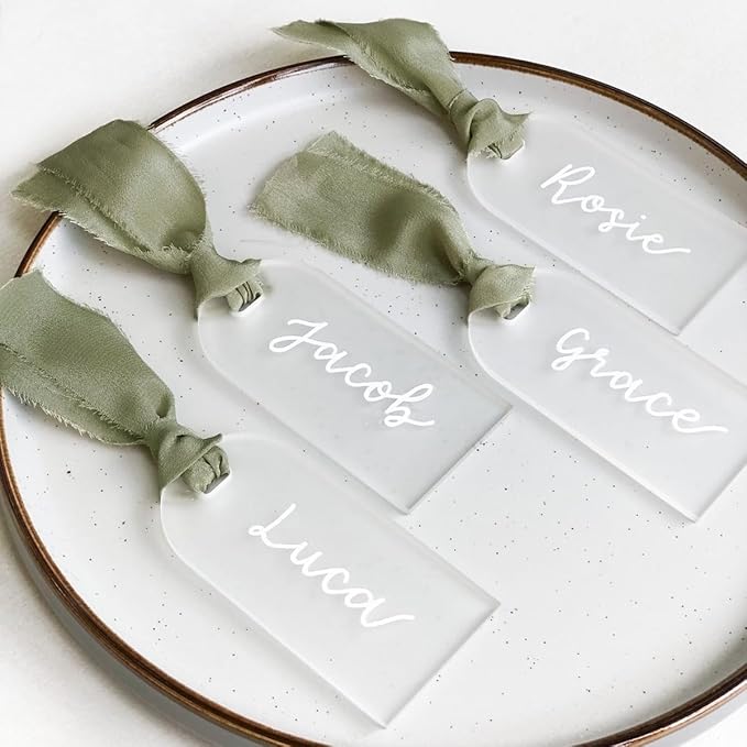 50Pcs Acrylic Place Card for Wedding Frosting Acrylic DIY Table Seating Cards Wedding Supplies with Green Ribbon