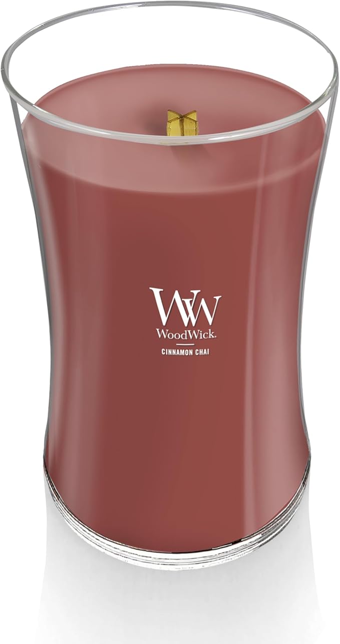 Jar Candle with Cinnamon Chai Scent, Red, 610 g