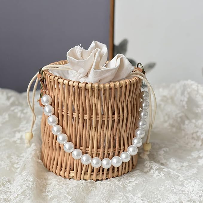 500pcs Pearl Beads Bulk,10mm White Faux Pearl Bead with Holes for Craft Plastic Bracelet Necklace Jewelry Making Decoration Bag Decor Keychain Pendant