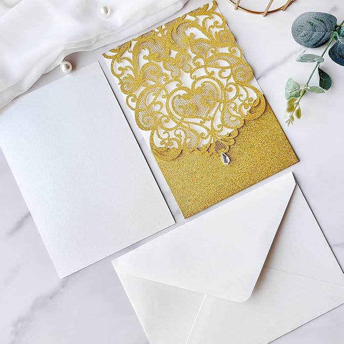 Hosmsua 5.12 x 7.3 50pcs Personalized Gold Laser Cut Flora Wedding Invitation Cards with Rhinestone and Envelopes Invitations for Quinceañera Wedding Invite (Customized Printed)