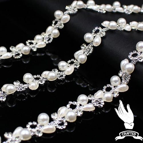 1 Yard Pearl Chain Silver Rhinestone Trim String Crystal Applique Fringe Ribbon Strips Beads Sewing Dress DIY Party Wedding Bouquet for Decoration Bridal Costume Embellishment