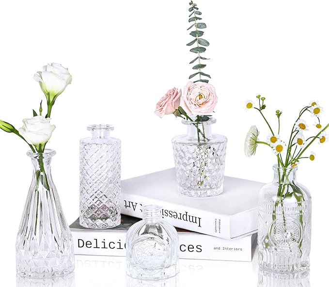 Clear Glass Bud Vases Set of 5, Mini Flower Vase for Centerpieces, Small Clear Vases in Bulk for Wedding Decorations, Vintage Vase for Table, Recepetion, Home Décor