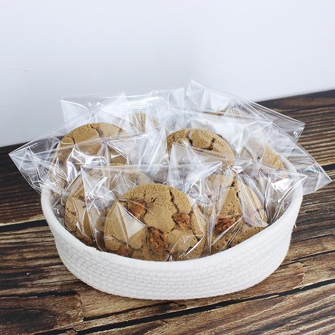 PigPotParty 5''x 7" Clear Plastic Cellophane Gift Wrap Bags, 100 Pcs Small Self Sealing Cookie Bags for Gift, Party favor, Candy, Treat, Goodies, Snack, Self Adhesive Resealable
