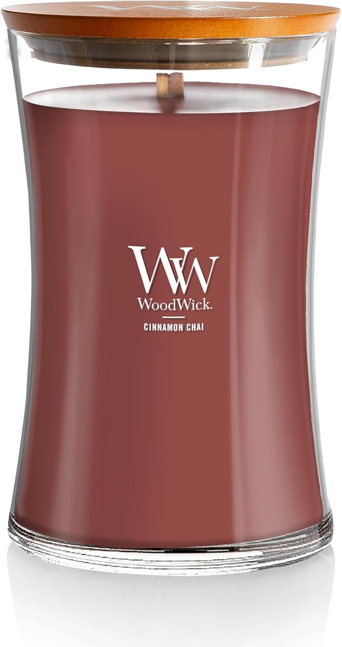 Jar Candle with Cinnamon Chai Scent, Red, 610 g