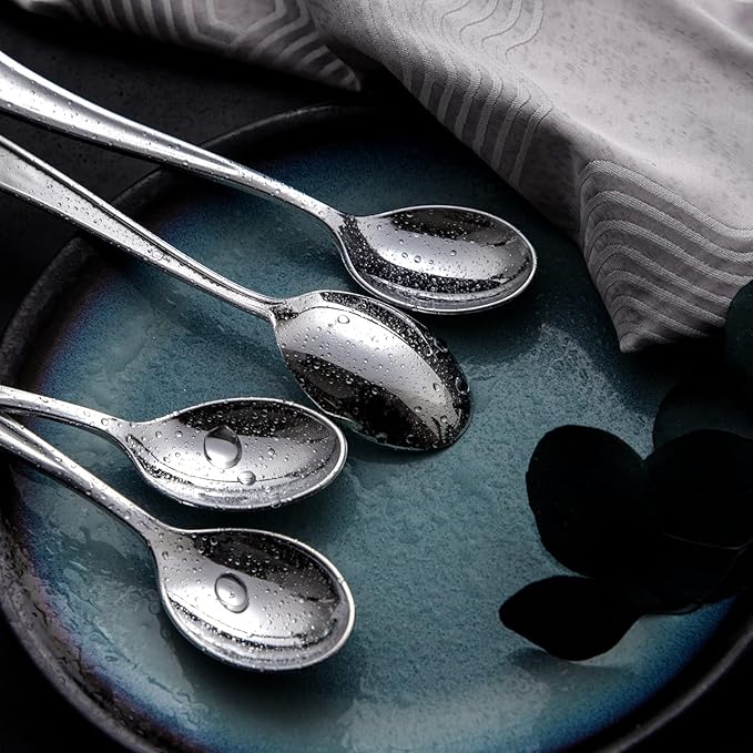 Silver Plastic Spoons, 200 Count Heavy-Duty Disposable Dessert Spoons