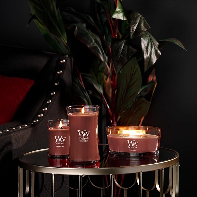 Jar Candle with Cinnamon Chai Scent, Hourglass Shape and Wooden Lid