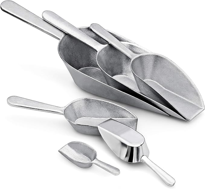 New Star Foodservice 34684 One-Piece Cast Aluminum Flat Bottom Bar Ice Flour Utility Scoop, 7-Ounce, Silver